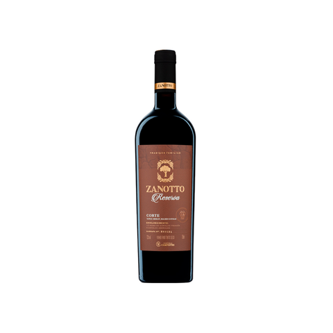 Garrafa do Zanotto Corte Zanotto Reserva, com coloração rubi intensa e rótulo sofisticado, perfeita para jantares especiais.