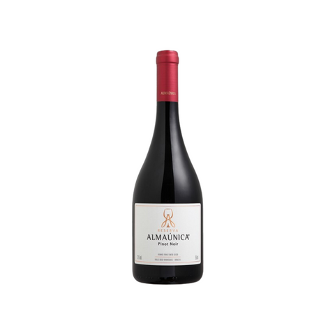 Garrafa do vinho tinto Almaúnica Reserva Pinot Noir, com coloração rubi e aromas de frutas frescas, ideal para refeições leves.