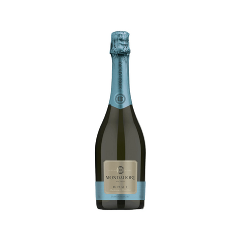 Garrafa de espumante Mondadori Brut, com coloração clara e bolhas finas, ideal para aperitivos e celebrações.