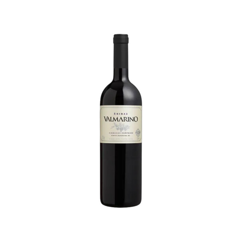 Garrafa do vinho tinto Valmarino Shiraz, com coloração profunda e aromas de frutas escuras, ideal para pratos intensos.